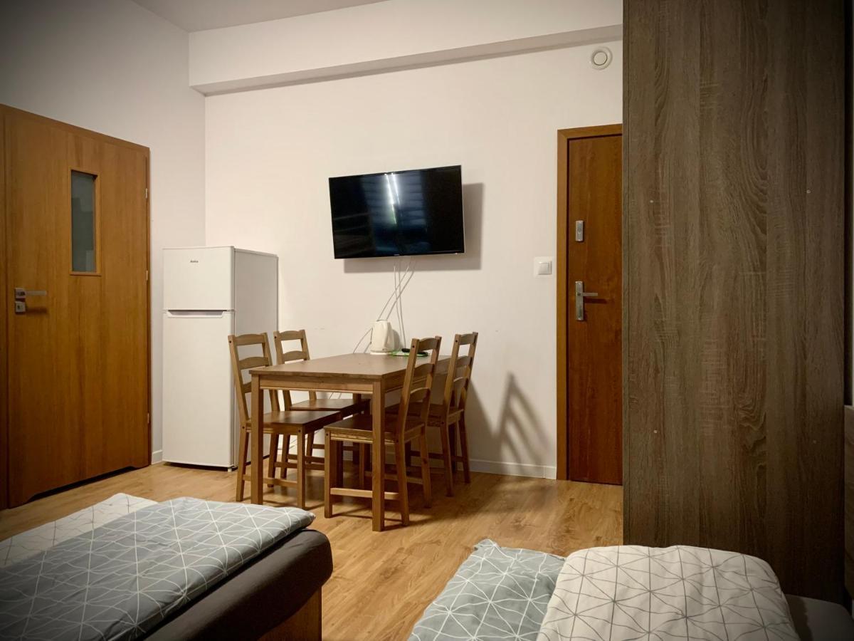 Hostel Sportowa Płońsk Esterno foto
