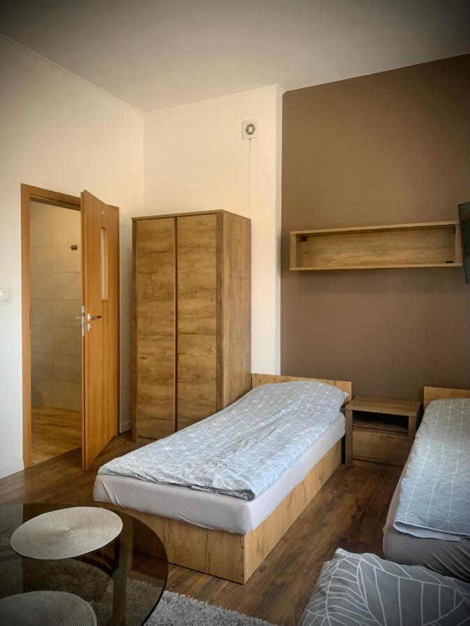 Hostel Sportowa Płońsk Esterno foto