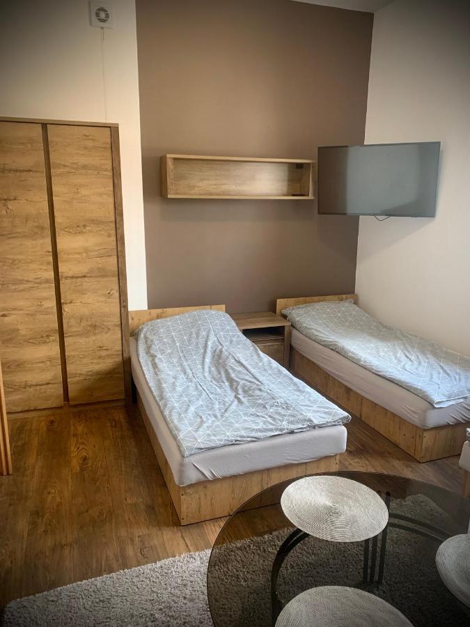 Hostel Sportowa Płońsk Esterno foto
