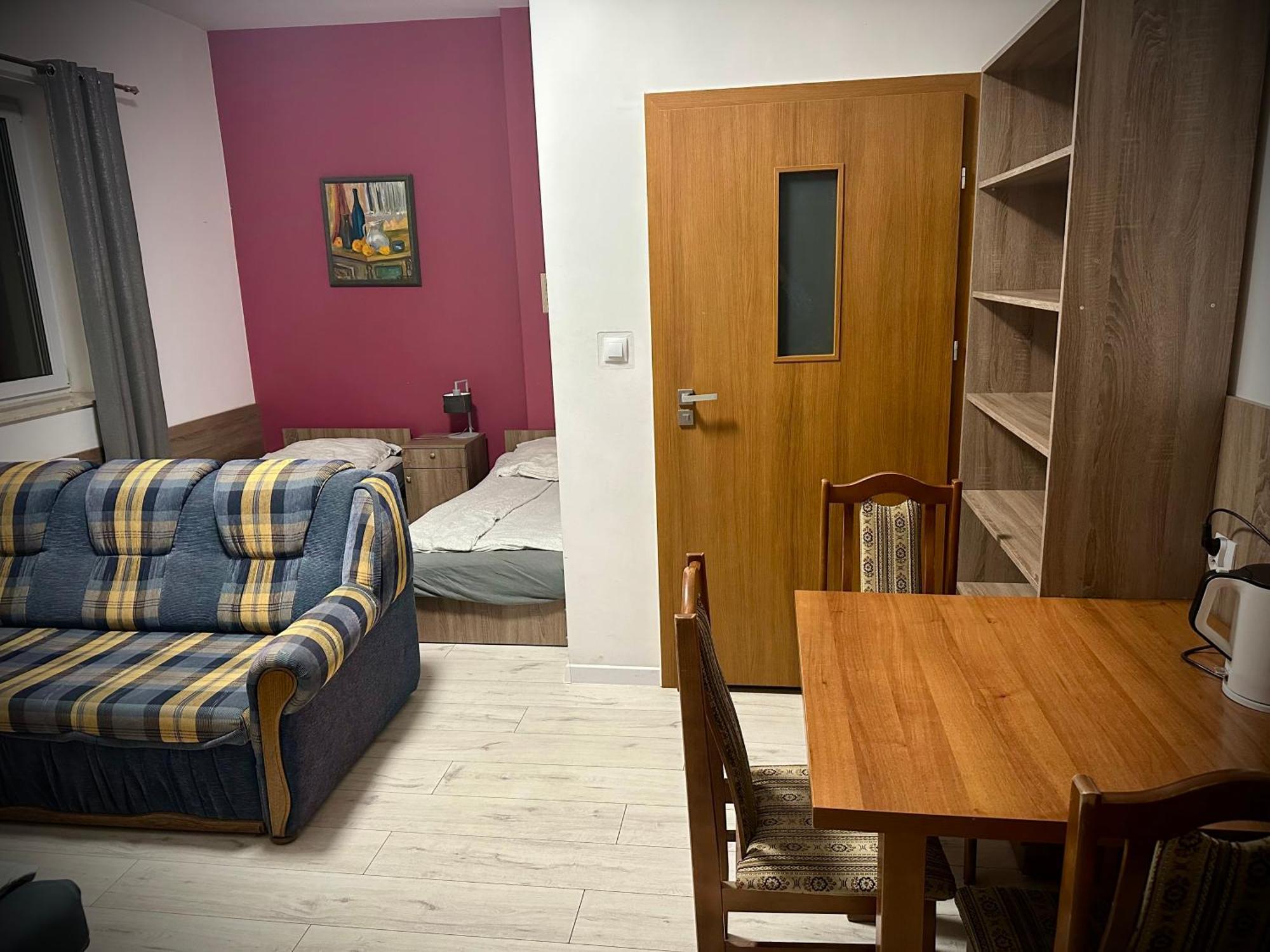 Hostel Sportowa Płońsk Esterno foto