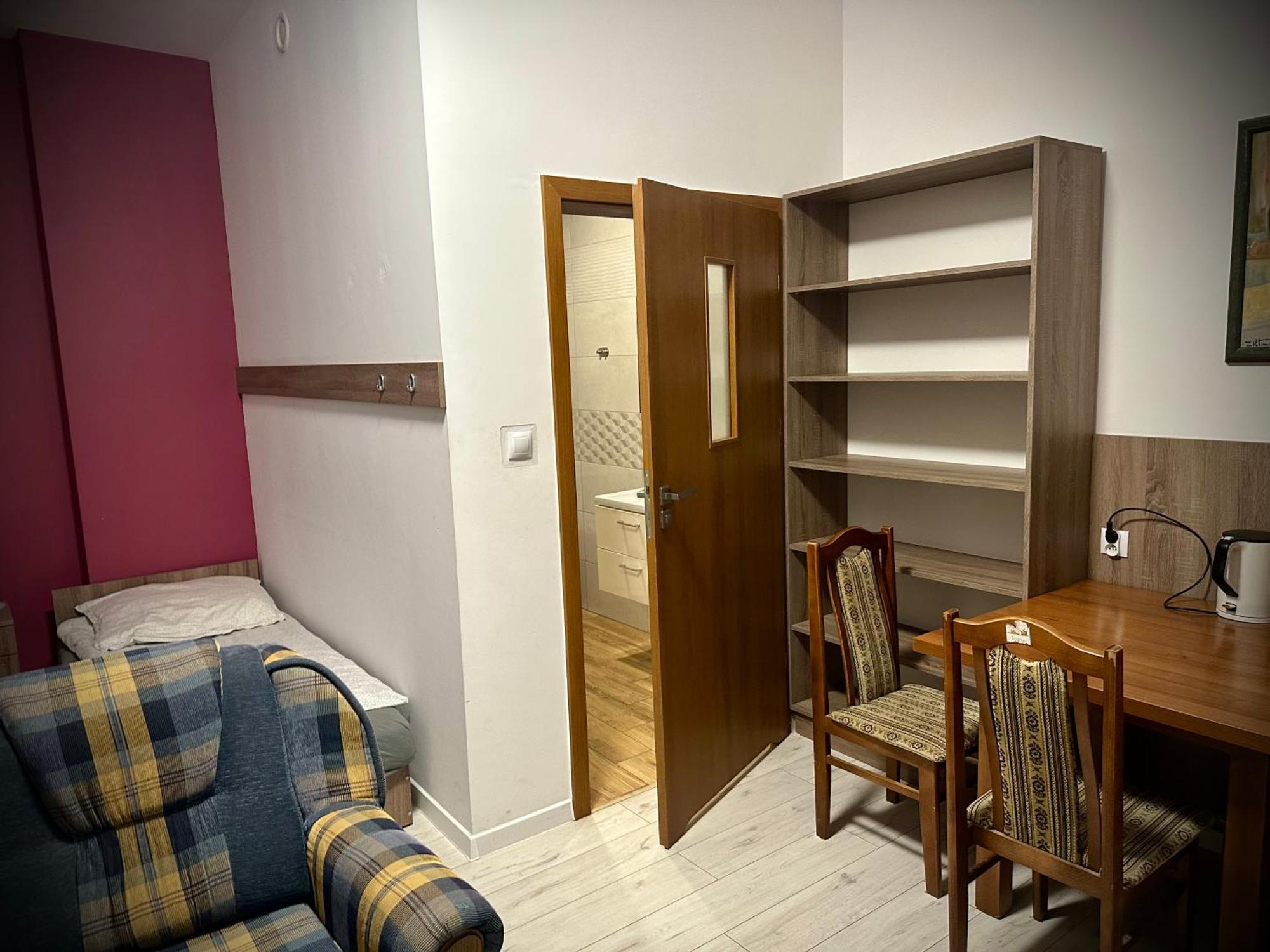 Hostel Sportowa Płońsk Esterno foto